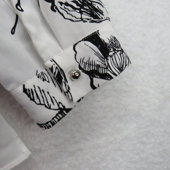 Chicos Shirt Womens Size Large Floral Print White Black Blouse Faux Cardigan - Picture 4 of 12